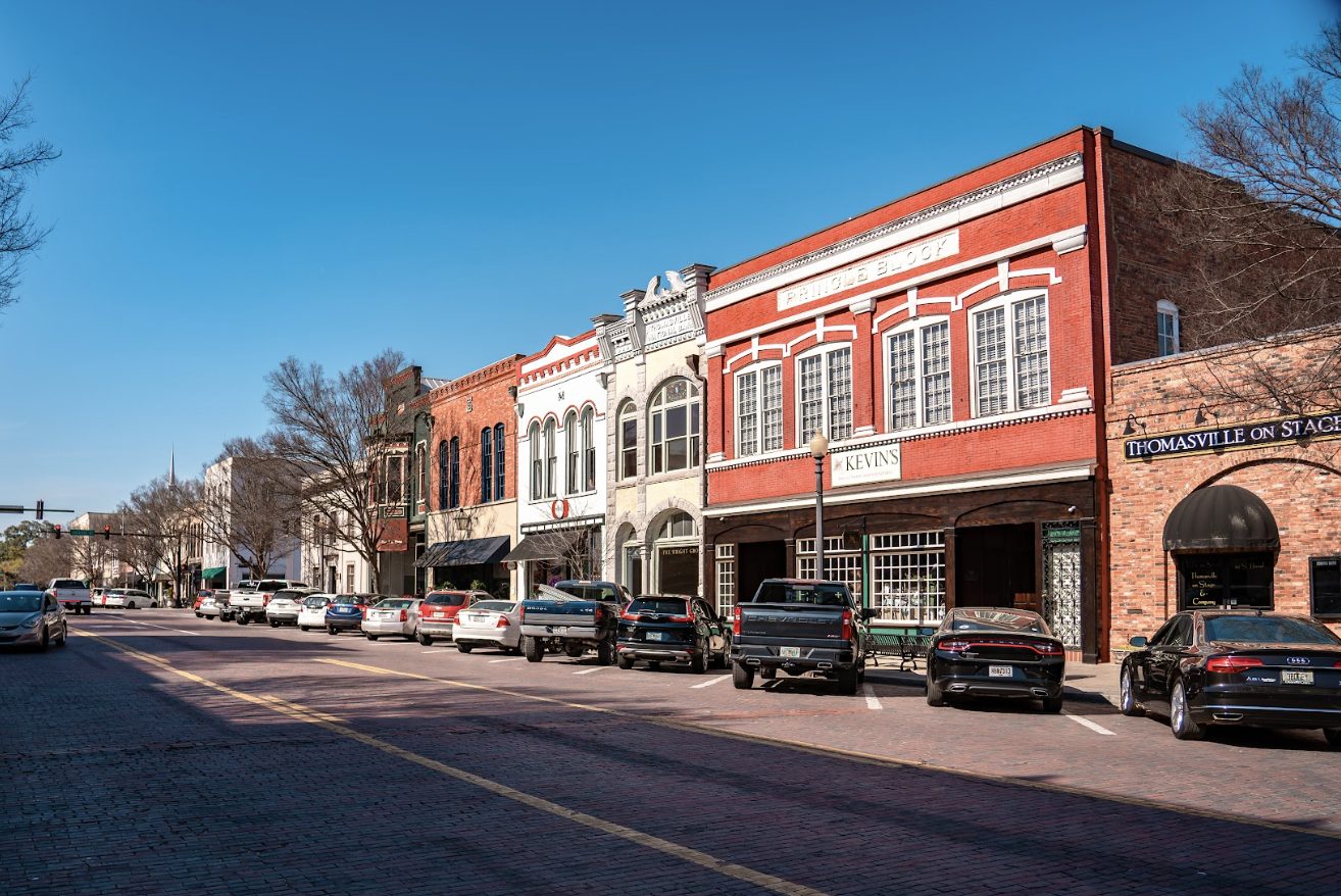 Street view of downtown Thomasville GA